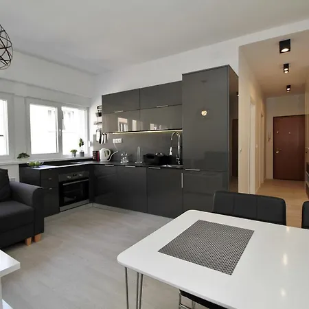 Blue Velvet - Old Town - Center - Parking Available Appartement