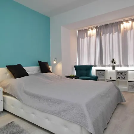Blue Velvet - Old Town - Center - Parking Available Appartement *